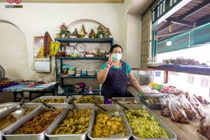 ชัยพฤฒิ (ร้านสามพี่น้อง) ข้าวแกงไก่ทอดในตำนาน!!! ย่านปากคลองตลาด