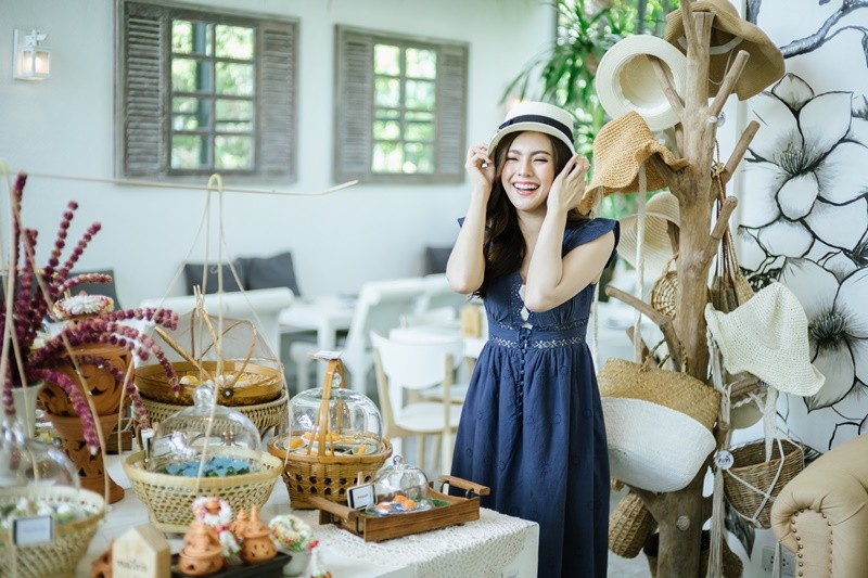 กะทิ บ้านอาหารไทยและขนม ร้านเรือนกระจกใส ที่รวบรวมความอร่อยแบบไทยๆไว้ครบเครื่อง