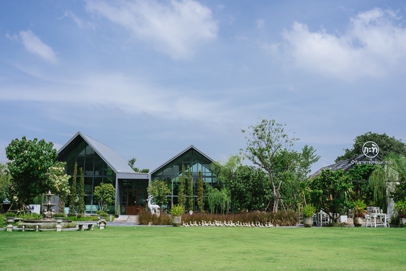 กะทิ บ้านอาหารไทยและขนม ร้านเรือนกระจกใส ที่รวบรวมความอร่อยแบบไทยๆไว้ครบเครื่อง