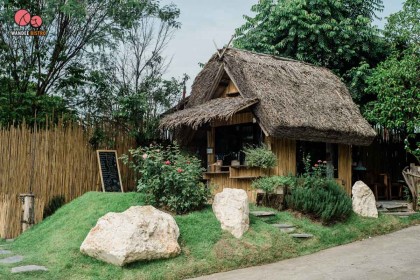 888 little hill คาเฟ่กระท่อมสุดคิวท์ ทุกเมนู 20 บาท บรรยากาศร่มรื่น สดชื่นมากเวอร์