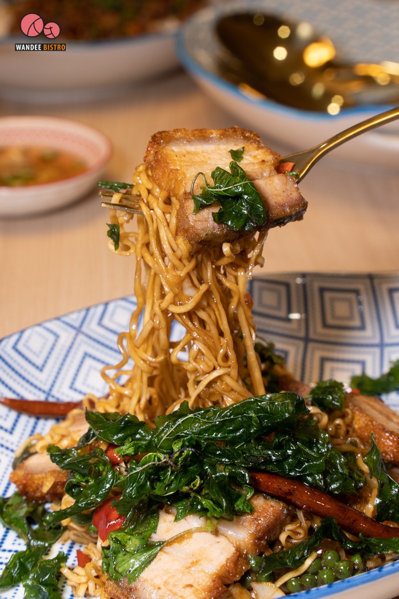 บุญปาก ร้านอาหารตามสั่ง เมนูเด็ดคือ ผัดกะเพรา ตอบโจทย์คนที่ชอบกินอะไรก็ได้ง่ายๆ แต่ต้องอร่อย!