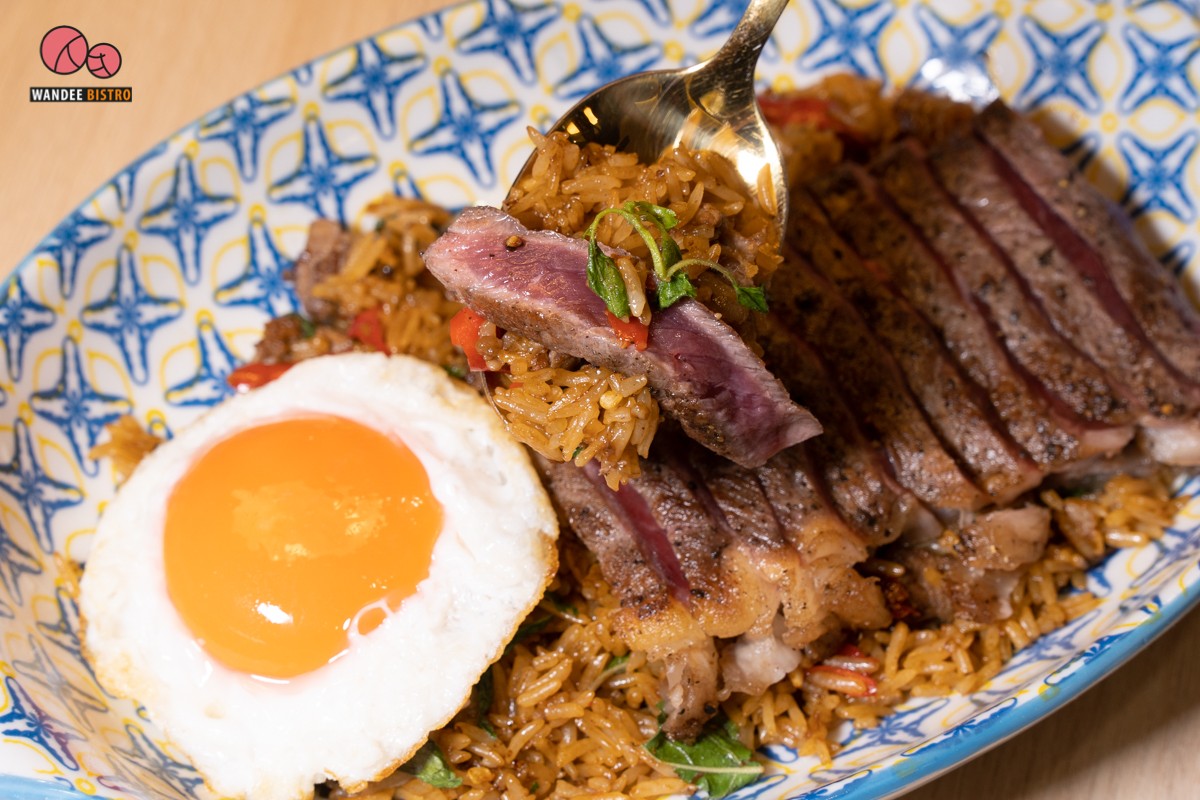 บุญปาก ร้านอาหารตามสั่ง เมนูเด็ดคือ ผัดกะเพรา ตอบโจทย์คนที่ชอบกินอะไรก็ได้ง่ายๆ แต่ต้องอร่อย!