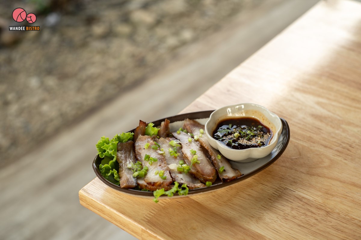 ก๋วยเตี๋ยวเรือนายเอก บางสะแก ก๋วยเตี๋ยว​เรือรส​จัดจ้านใส่ไข่​เยิ้ม 