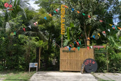 สวนปู่กฤษณ์ คาเฟ่อากาศดี ใกล้ชิดธรรมชาติ กาแฟสด กาแฟดำ ปังสังขยาเตาถ่าน