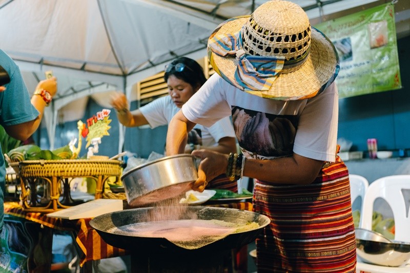 ถนนคนเดินสีลม เปิดใหม่ใจกลางกรุง เดิน ชม กิน เที่ยว ครบจบที่เดียว