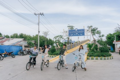  ปั่นจักรยาน สูดอากาศดีๆ ดูวิวสวยๆ จนอยากหยุดเวลาไว้ที่ สะพานรักษ์ทะเลบางขุนเทียน 