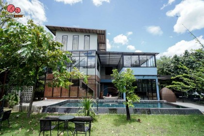 In house cafe คาเฟ่ริมน้ำท่าจีน เหมาะไปนั่งจอยๆ ชิลๆ ชมวิวริมแม่น้ำ 