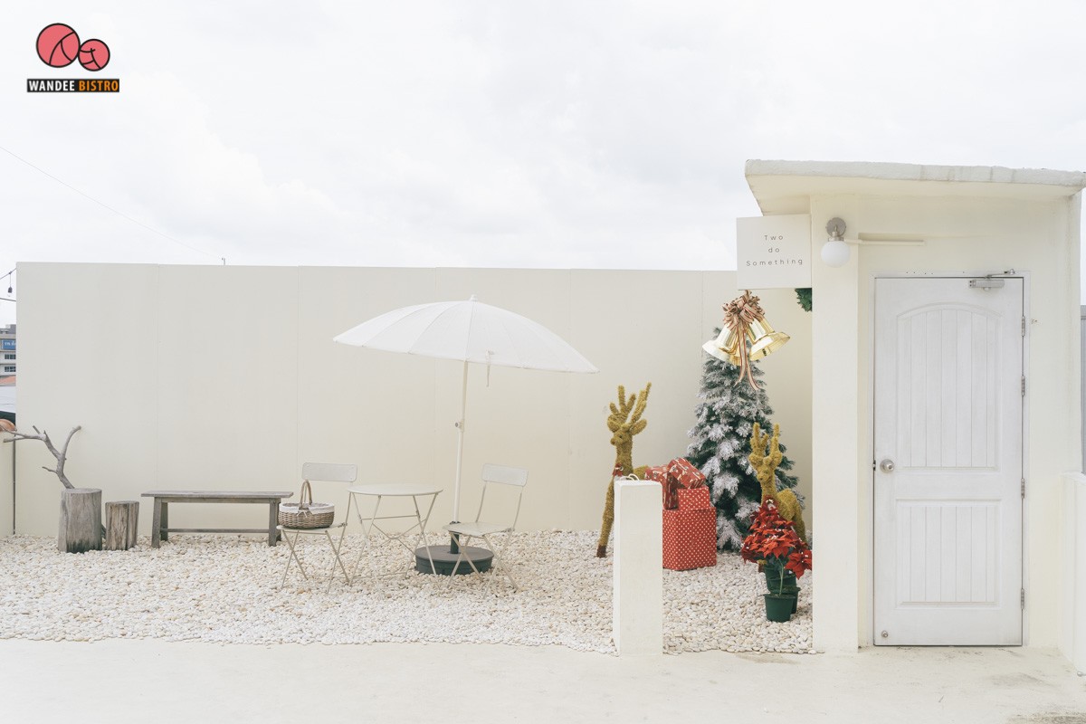 ต้องไปถ่ายรูปเช็คอิน! Two do Something คาเฟ่สไตล์เกาหลี ธีมคริสมาสต์ น่ารักหนักมาก