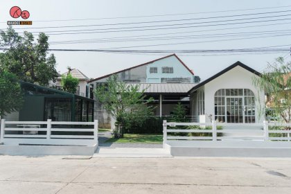 บ้านสวนขนมจีนน้ำยาปู สาย 4 ร้านอาหารใต้ ตกแต่งสไตล์มินิมอล