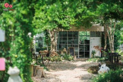 คาเฟ่กาแฟชะมด Weasel Coffee By For Mom Cafe น่ารักปุ๊กปิ๊กฟีลสวนหย่อม