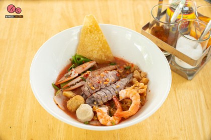 ร้านก๋วยเตี๋ยวกั้งบุษบาคลองโคน สูตรจากจันทบุรี เครื่องแน่นจัดเต็ม