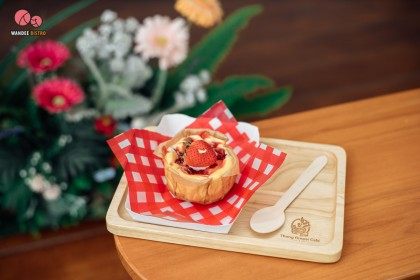 ทองอำไพ คาเฟ่ น่ารักสไตล์มินิมอล เป็นพื้นที่ Pet Friendly ด้วยนะ! 