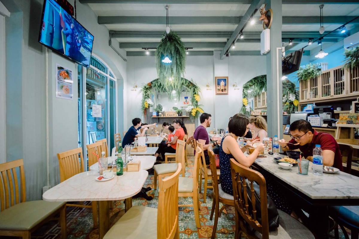 พาทัวร์ MRT สนามไชย ลัดเลาะไป 5 ร้านสุดฟิน ถิ่นท่าเตียน