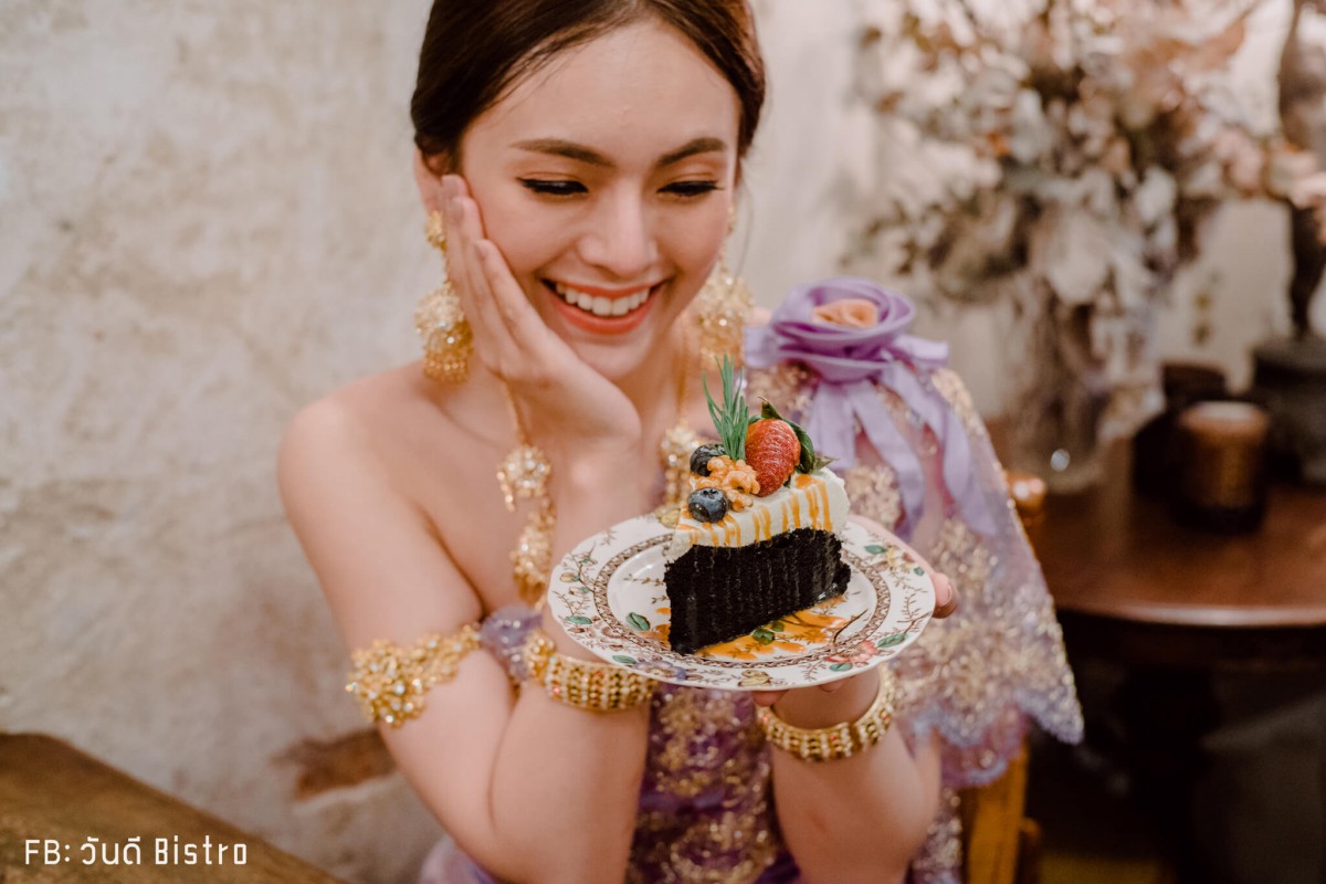 พาทัวร์ MRT สนามไชย ลัดเลาะไป 5 ร้านสุดฟิน ถิ่นท่าเตียน