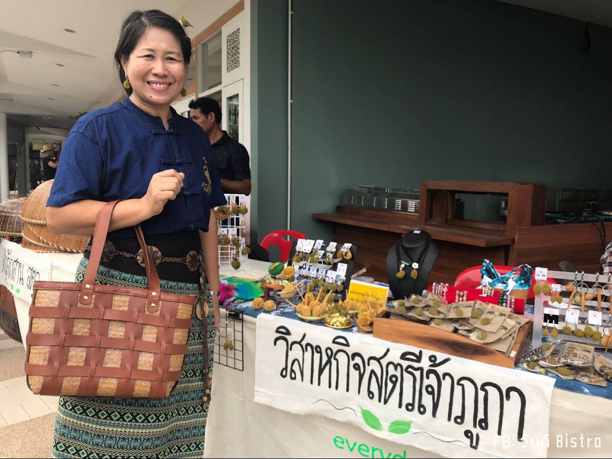 ทุเรียน ก็เป็นเครื่องประดับได้ ! accessory เก๋ๆ ไม่เหมือนใคร