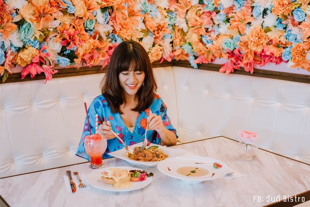 Maison d Olivia คาเฟ่สไตล์ยุโรป โอบล้อมด้วยหมู่ดอกไม้งาม ย่านอารีย์