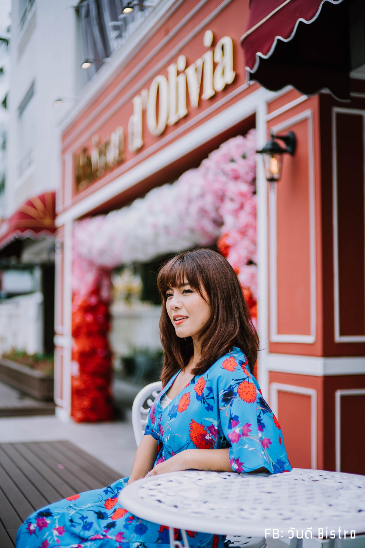 Maison d Olivia คาเฟ่สไตล์ยุโรป โอบล้อมด้วยหมู่ดอกไม้งาม ย่านอารีย์