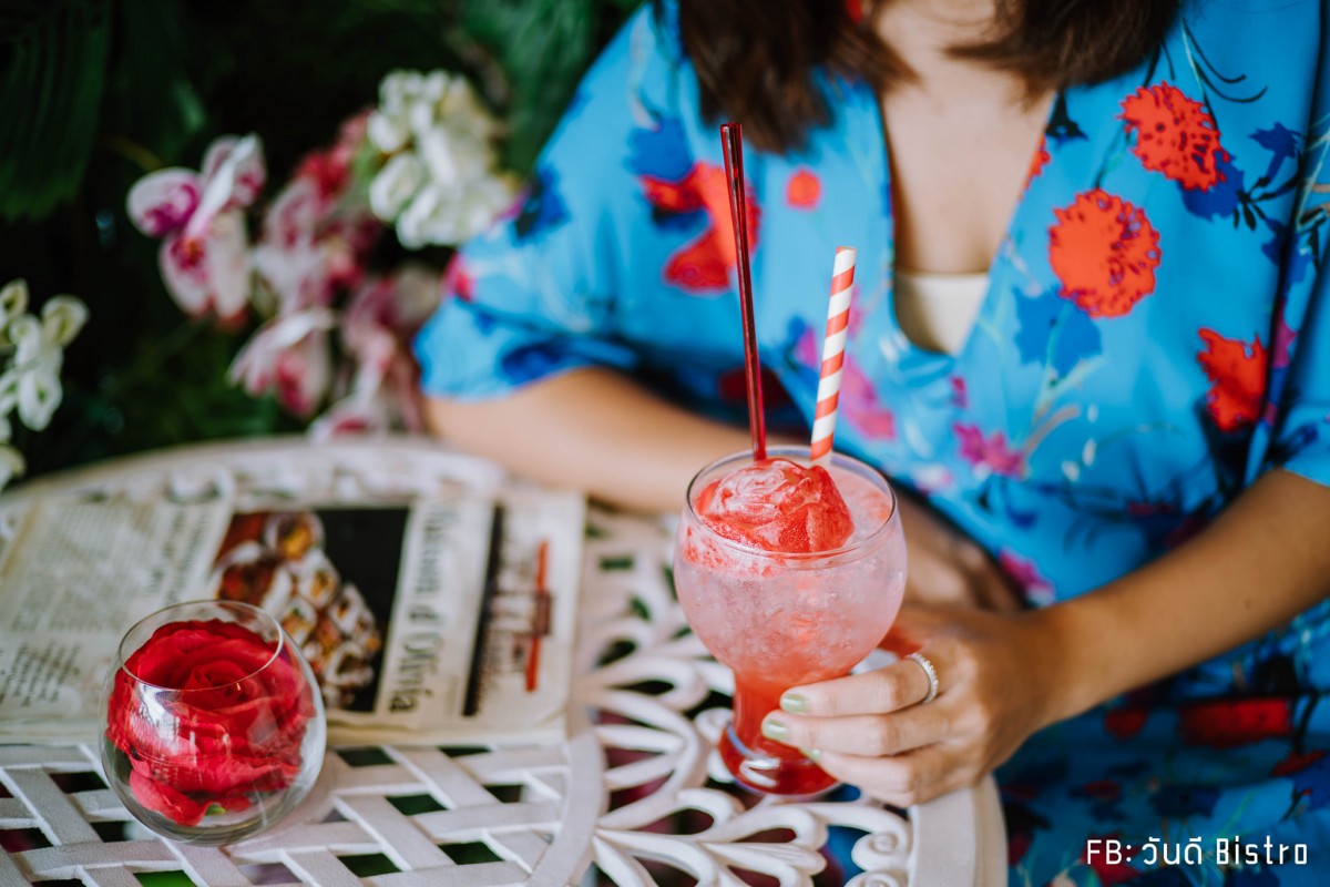 Maison d Olivia คาเฟ่สไตล์ยุโรป โอบล้อมด้วยหมู่ดอกไม้งาม ย่านอารีย์