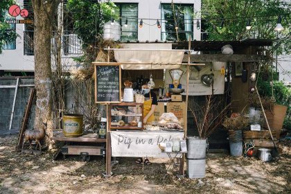 Pop Up Canteen BKK - คาเฟ่สุดฮิปธีมโรงอาหาร ย่านลาดพร้าว