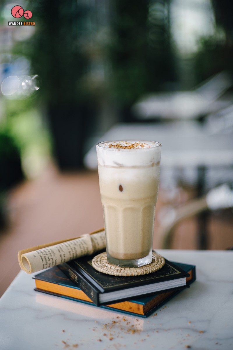 Kush Cafe คาเฟ่เท่ๆ ย่านถนนนางลิ้นจี่ เบเกอรีโฮมเมด