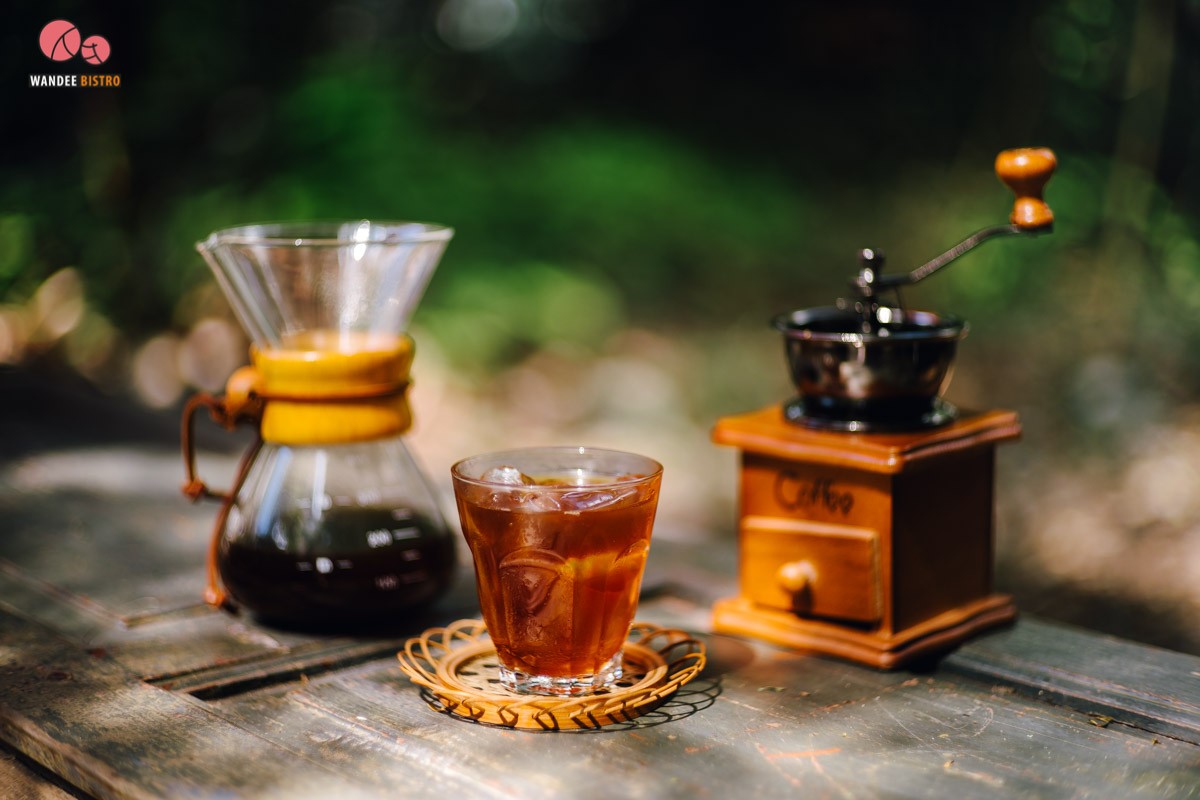 Deep Root Cafe ดิบ เท่ ในย่านสมเด็จเจ้าพระยา Deep Root Cafe ดิบ เท่ ในย่านสมเด็จเจ้าพระยา