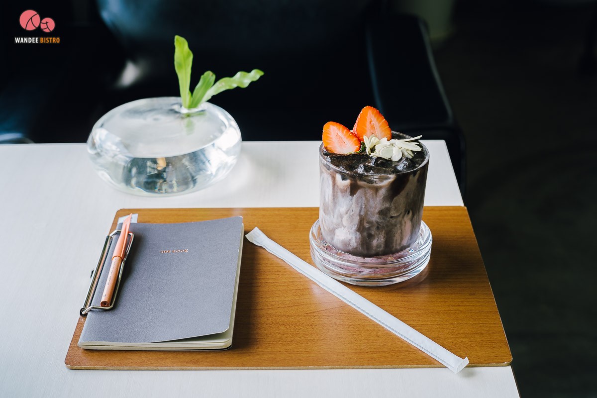 GREY RAY Café & More คาเฟ่ดีไซน์สวยจาก GREY RAY