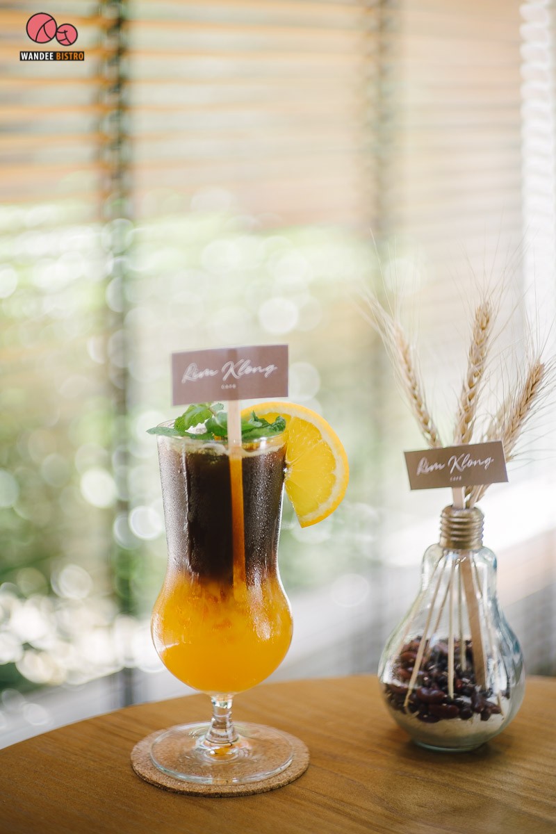 Rim Klong Cafe  คาเฟ่วิวคลองแสนแสบ