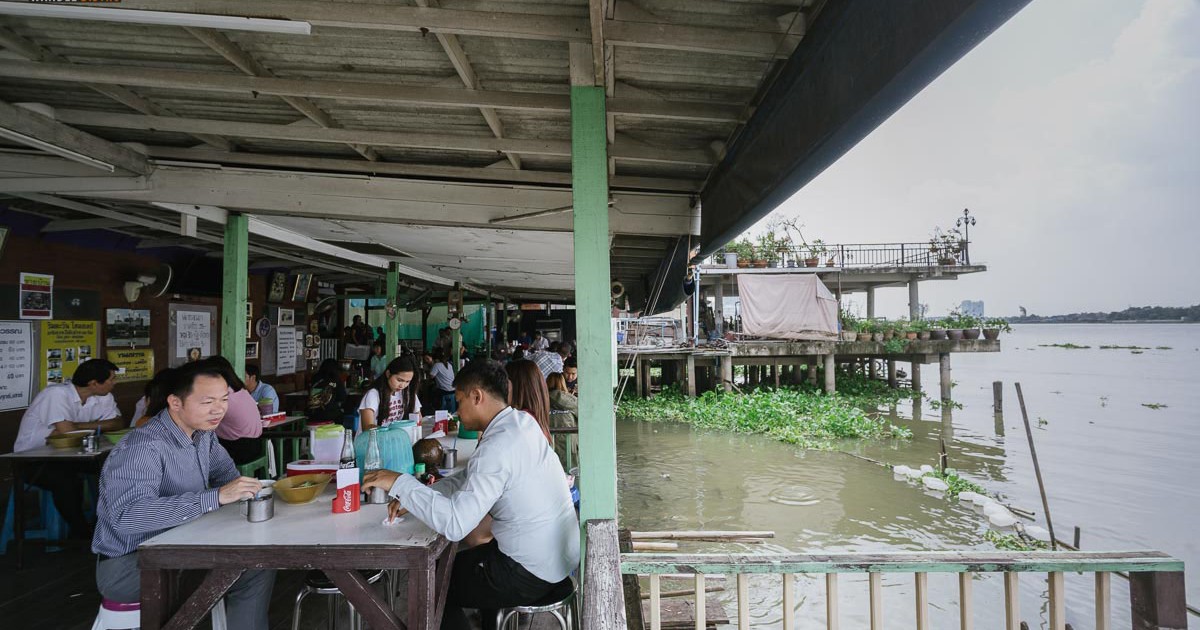 ก๋วยเตี๋ยวเรือลุงเต่า ก๋วยเตี๋ยววิวสวยริมแม่น้ำ ก๋วยเตี๋ยวเรือลุงเต่า ก๋วยเตี๋ยววิวสวยริมแม่น้ำ
