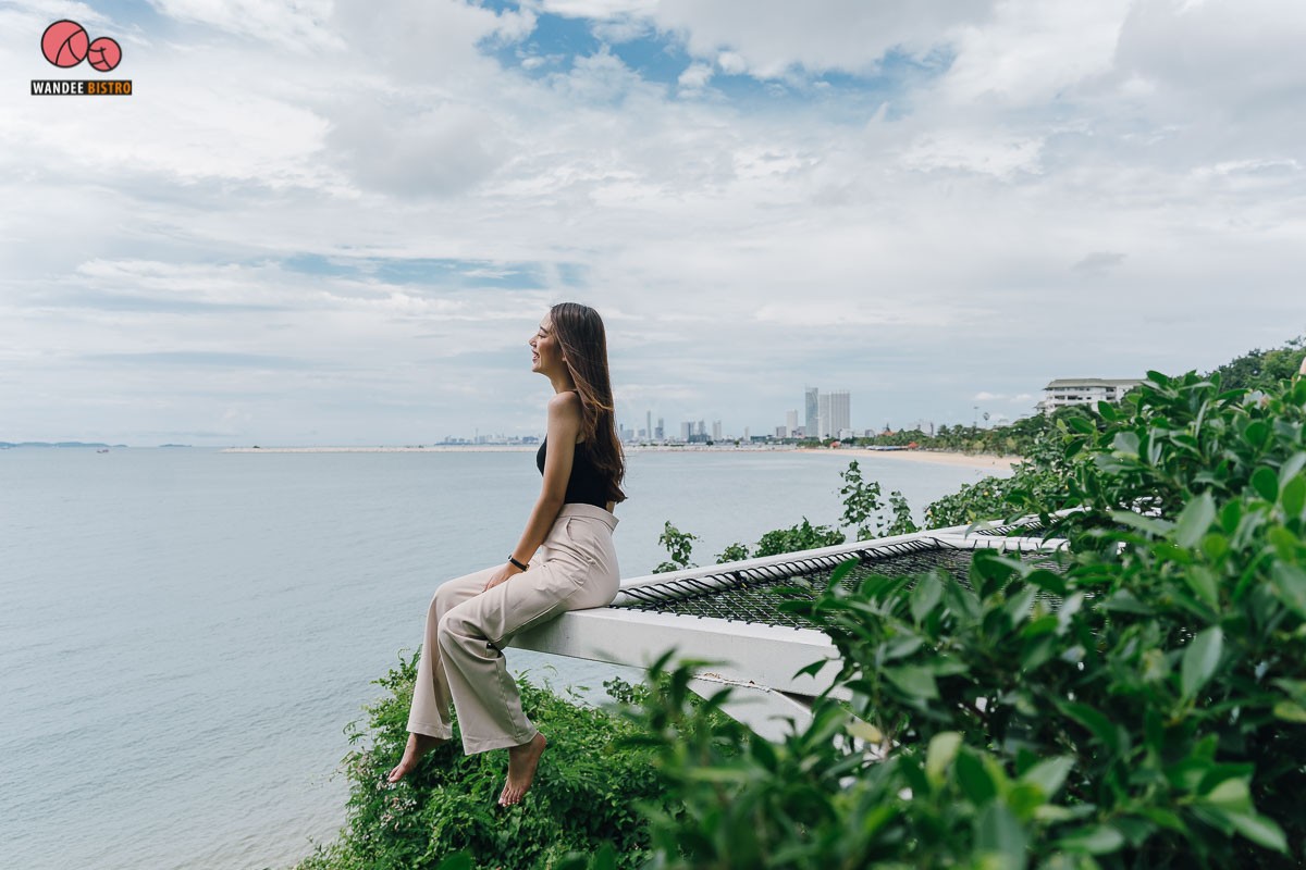 Papa Beach Pattaya คาเฟ่สไตล์บาหลีริมหาดพัทยา