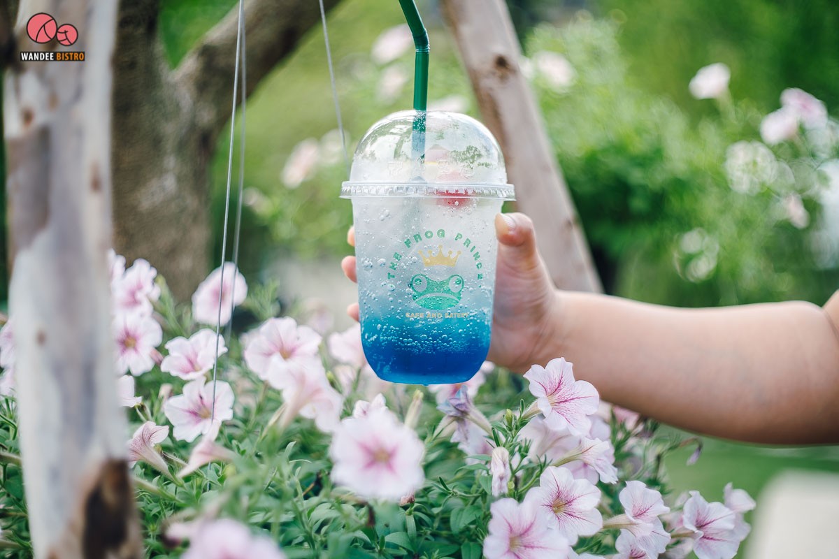 The Frog Prince Café & Eatery คาเฟ่เจ้าชายกบ