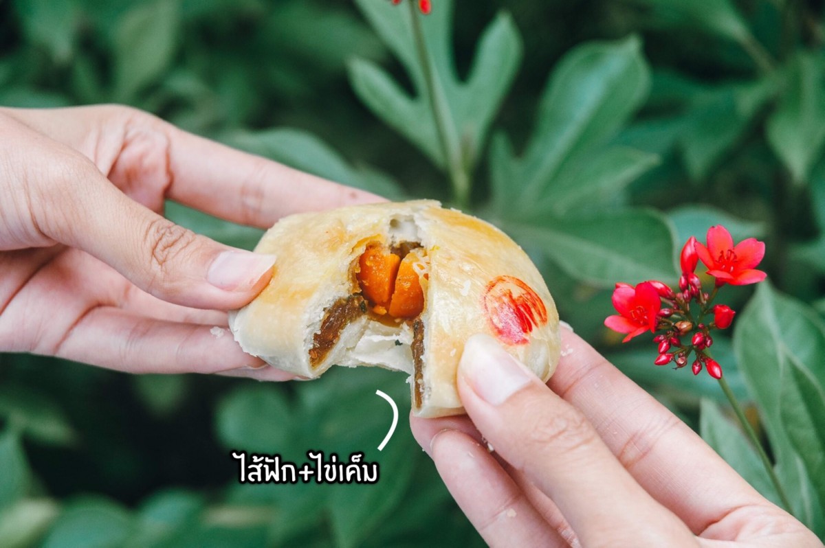 ขนมเปี๊ยะขั้นเทพ ยอดขายทะลุ 1000 กล่องต่อวัน