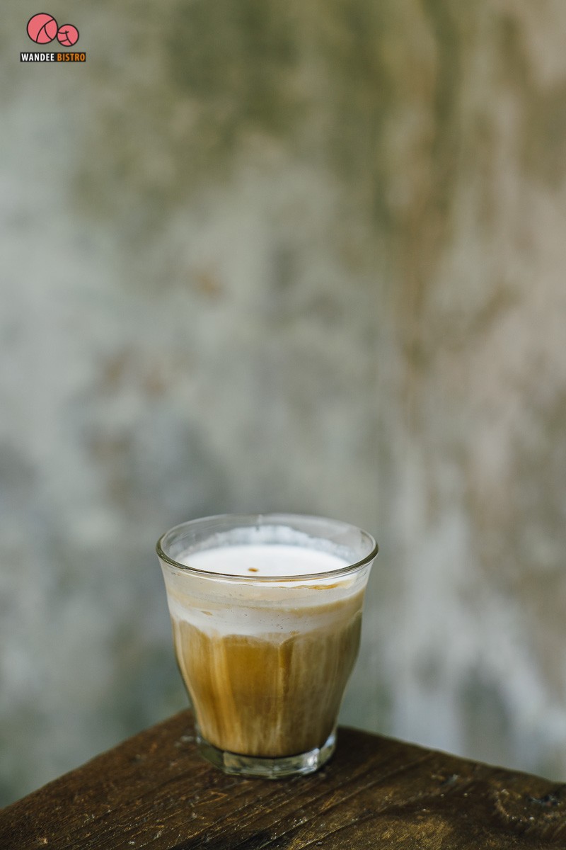 Patina จากตึกแถวเก่ากว่า 200 ปี สู่คาเฟ่เท่ๆ บรรยากาศร่วมสมัย