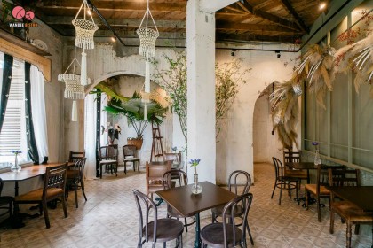 Malee Brew&Bloom คาเฟ่สไตล์ Thai Minimalist เท่คลาสสิกในตึกวินเทจกว่าร้อยปี
