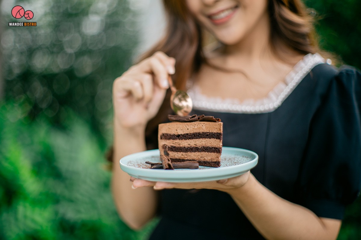 Coach House Cafe คาเฟ่สไตล์มินิมอล ย่านรามอินทรา มียิม มีเมนูออร์แกนิค มีมุมถ่ายรูปเยอะมาก