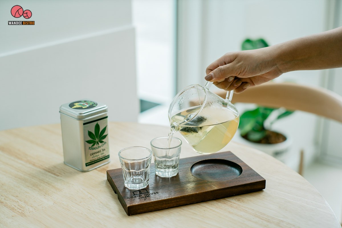 Coach House Cafe คาเฟ่สไตล์มินิมอล ย่านรามอินทรา มียิม มีเมนูออร์แกนิค มีมุมถ่ายรูปเยอะมาก