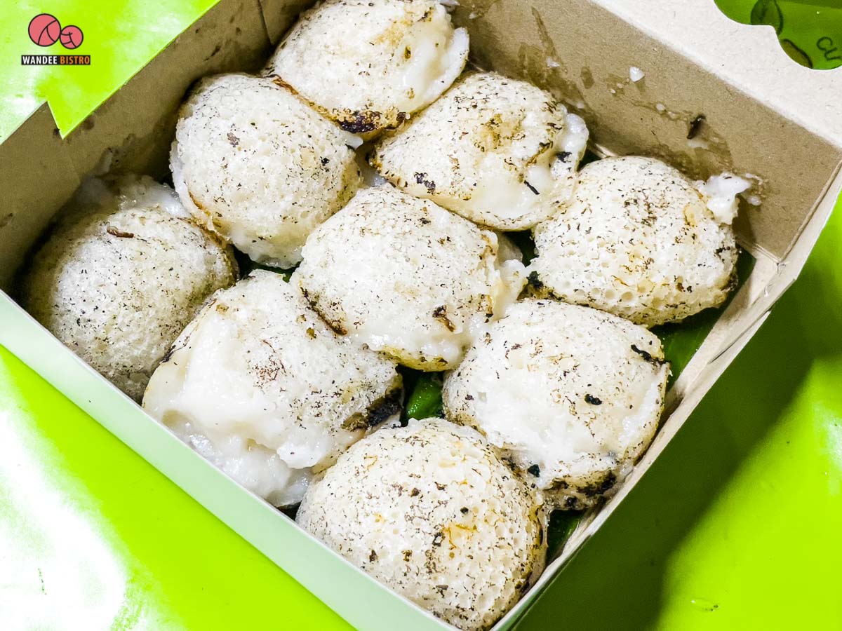 ขนมครกคุณน้อยบ้านหม้อ สูตรโบราณทาชันในเบ้าขนมครก