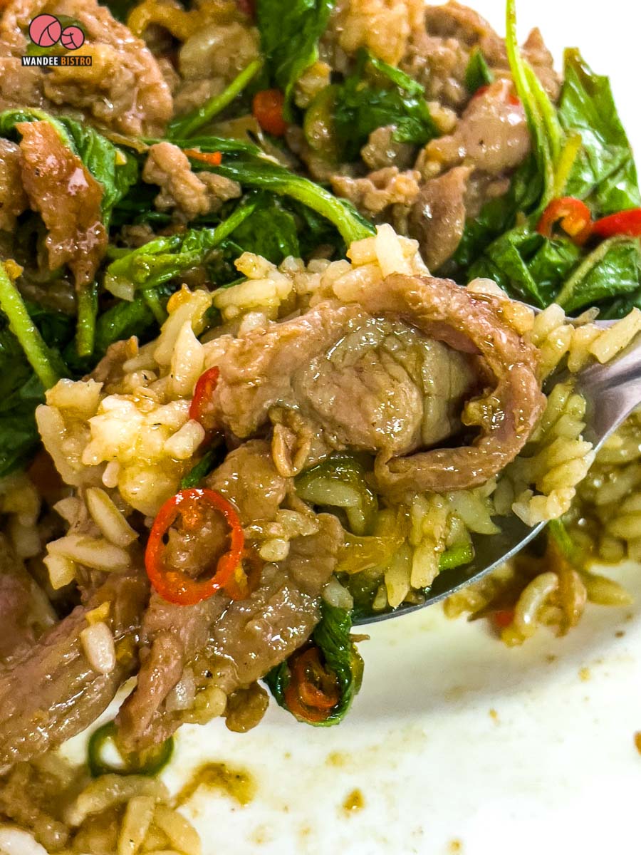 ไท้เฮงหลี อาหารตามสั่งจากเตาถ่านหอมๆ …ร้านเก่าแก่ย่านบ้านหม้อ