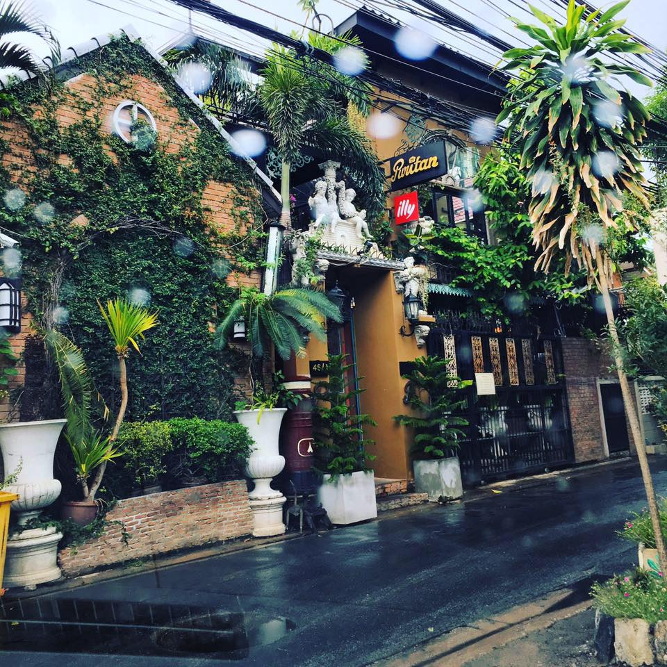 รวม 10 คาเฟ่ ย่านอารีย์ เครื่องดื่มและอาหารอร่อย มุมถ่ายรูปสวยๆ เพียบ