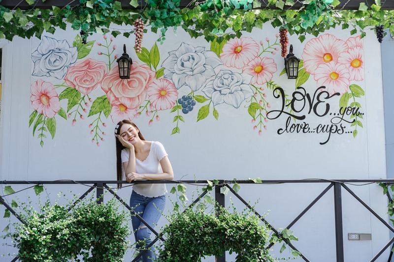 Love cup cafe & Studio คาเฟ่ที่มาแล้ว จะได้ความรักกลับไปแบบคับแก้ว
