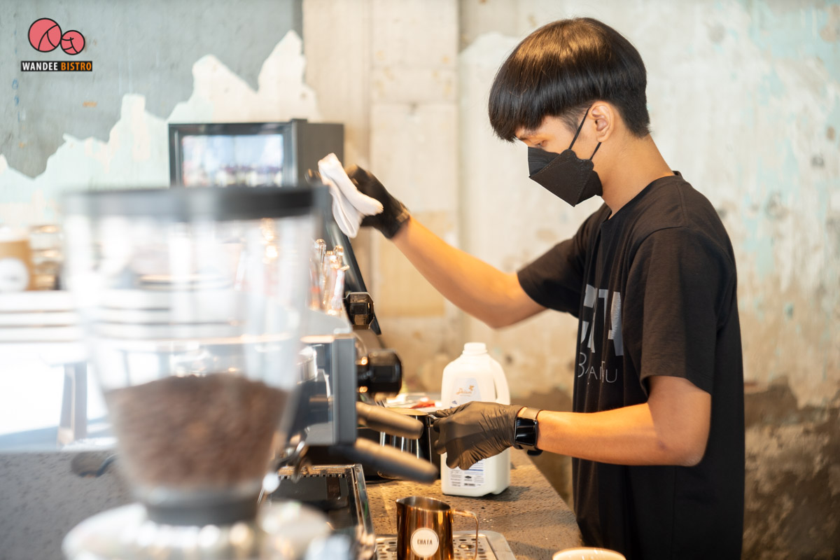 Chata Banglamphu คาเฟ่ตกแต่งสองสไตล์ ในย่านคลาสสิคบางลำพู 