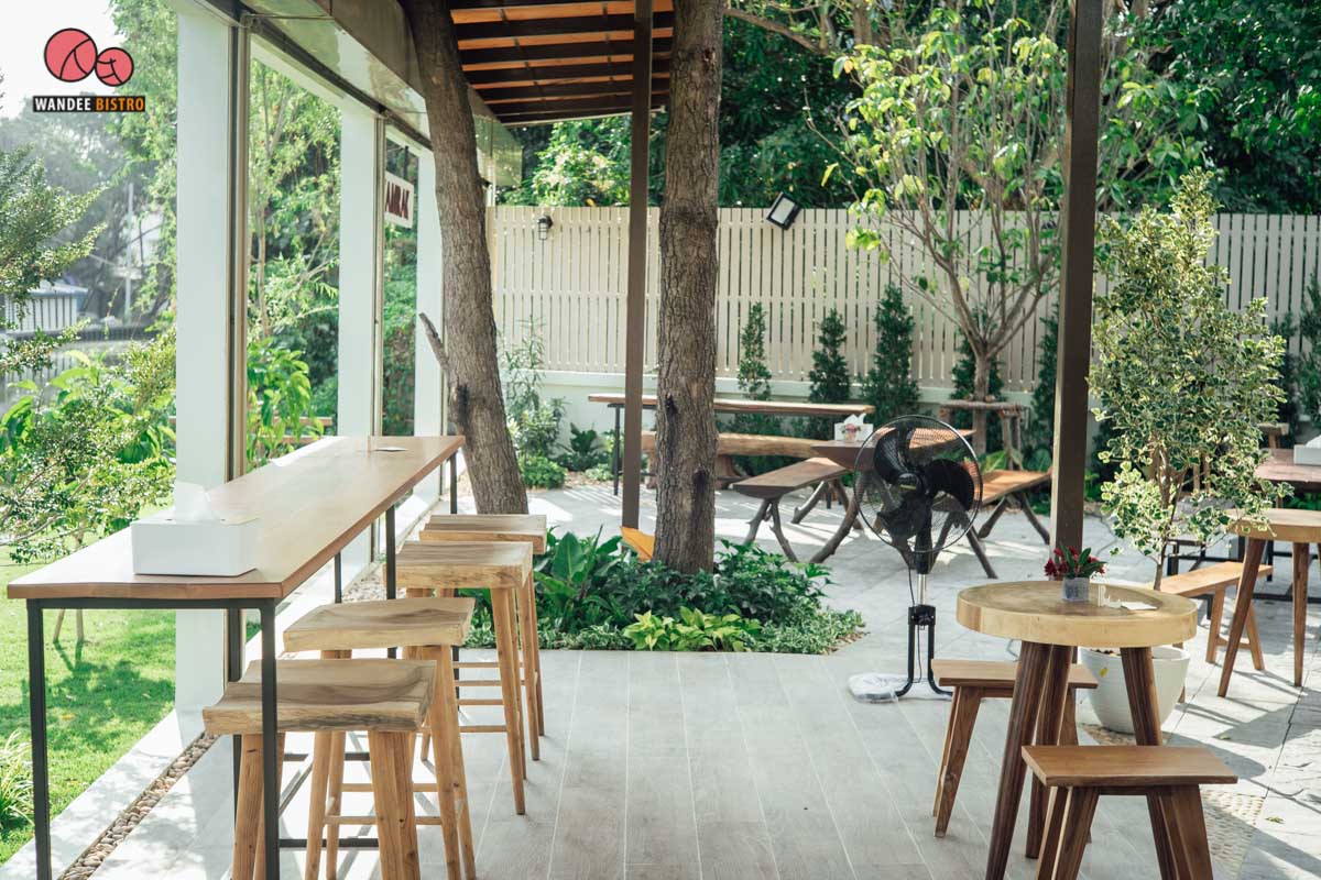 Kamrak - คำรัก คาเฟ่สไตล์โฮมมี มีวิวติดริมน้ำรับลมเย็นๆ ร้านสวยย่านเพชรเกษม Kamrak - คำรัก คาเฟ่สไตล์โฮมมี มีวิวติดริมน้ำรับลมเย็นๆ ร้านสวยย่านเพชรเกษม