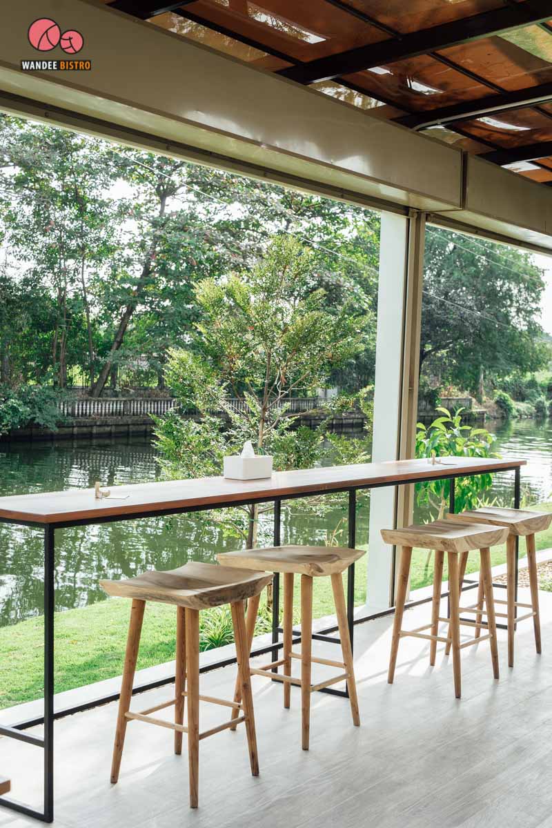Kamrak - คำรัก คาเฟ่สไตล์โฮมมี มีวิวติดริมน้ำรับลมเย็นๆ ร้านสวยย่านเพชรเกษม Kamrak - คำรัก คาเฟ่สไตล์โฮมมี มีวิวติดริมน้ำรับลมเย็นๆ ร้านสวยย่านเพชรเกษม