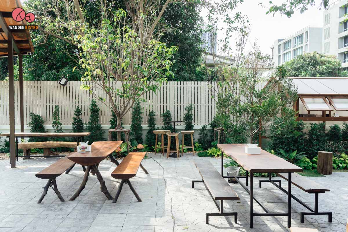 Kamrak - คำรัก คาเฟ่สไตล์โฮมมี มีวิวติดริมน้ำรับลมเย็นๆ ร้านสวยย่านเพชรเกษม Kamrak - คำรัก คาเฟ่สไตล์โฮมมี มีวิวติดริมน้ำรับลมเย็นๆ ร้านสวยย่านเพชรเกษม