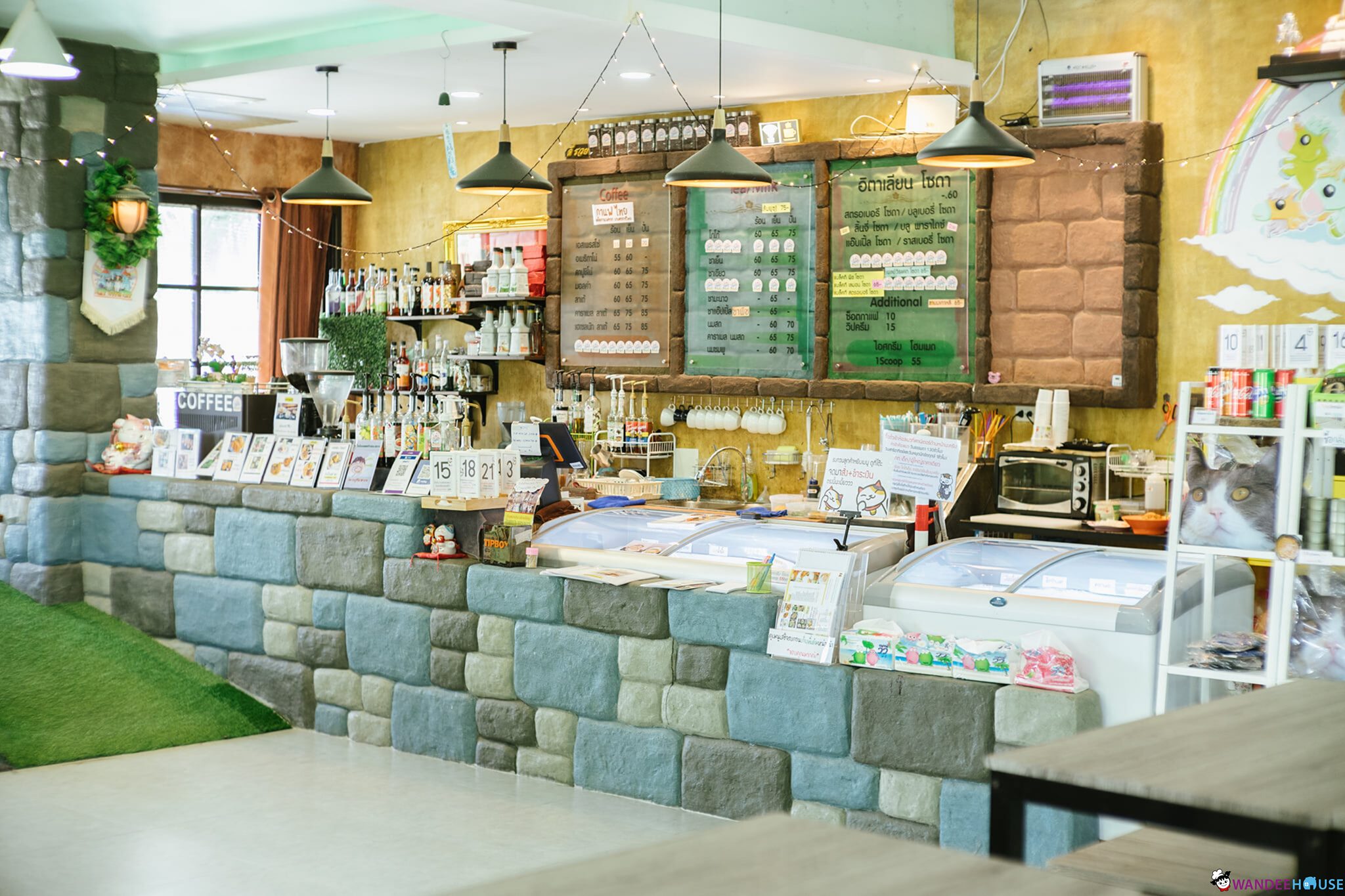 Play With Cat Cafe @นครปฐม คาเฟ่น้องเหมียว โดนใจทาสแมว