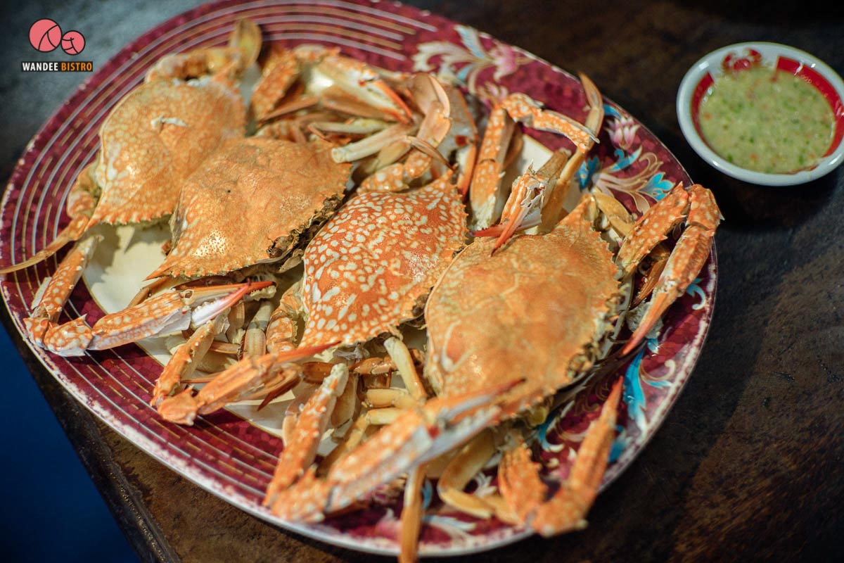 OX seafood ปราณบุรี ร้านอาหารติดชายหาด ที่มีอาหารทะเลสดๆ แบบจัดเต็ม! 
