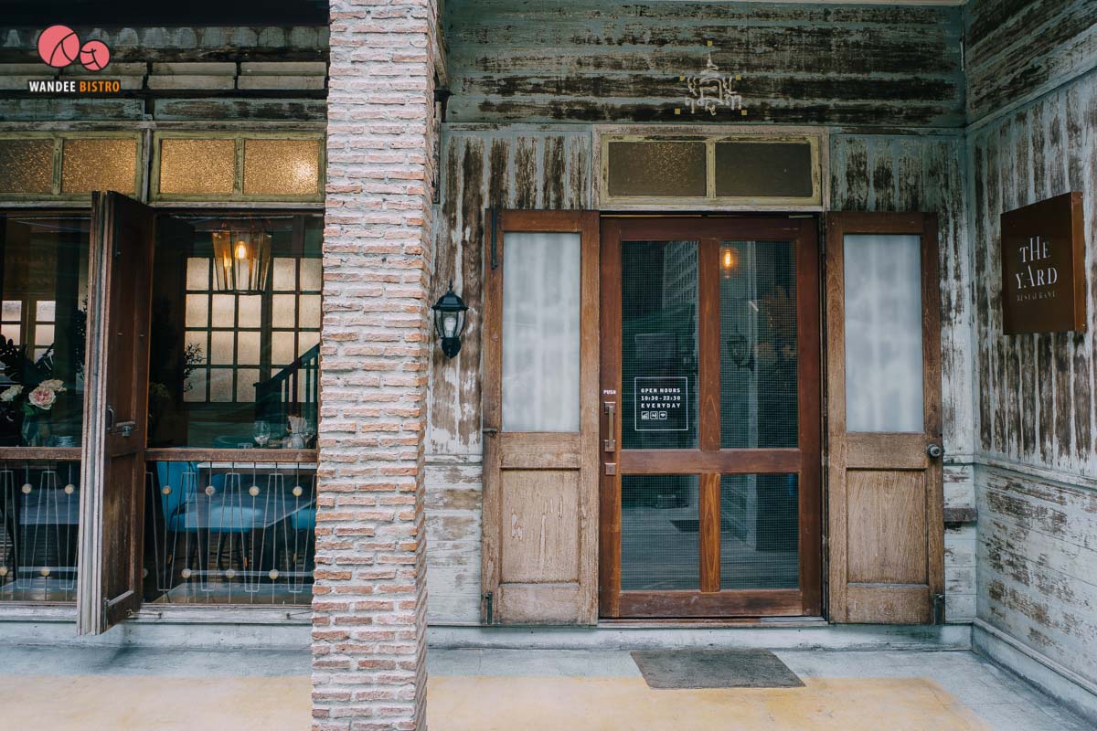 The Yard Restaurant ร้านอาหารสไตล์อีสเอเชีย-ยุโรป ในบ้านหลังใหญ่ที่สวยงามคลาสสิค The Yard Restaurant ร้านอาหารสไตล์อีสเอเชีย-ยุโรป ในบ้านหลังใหญ่ที่สวยงามคลาสสิค