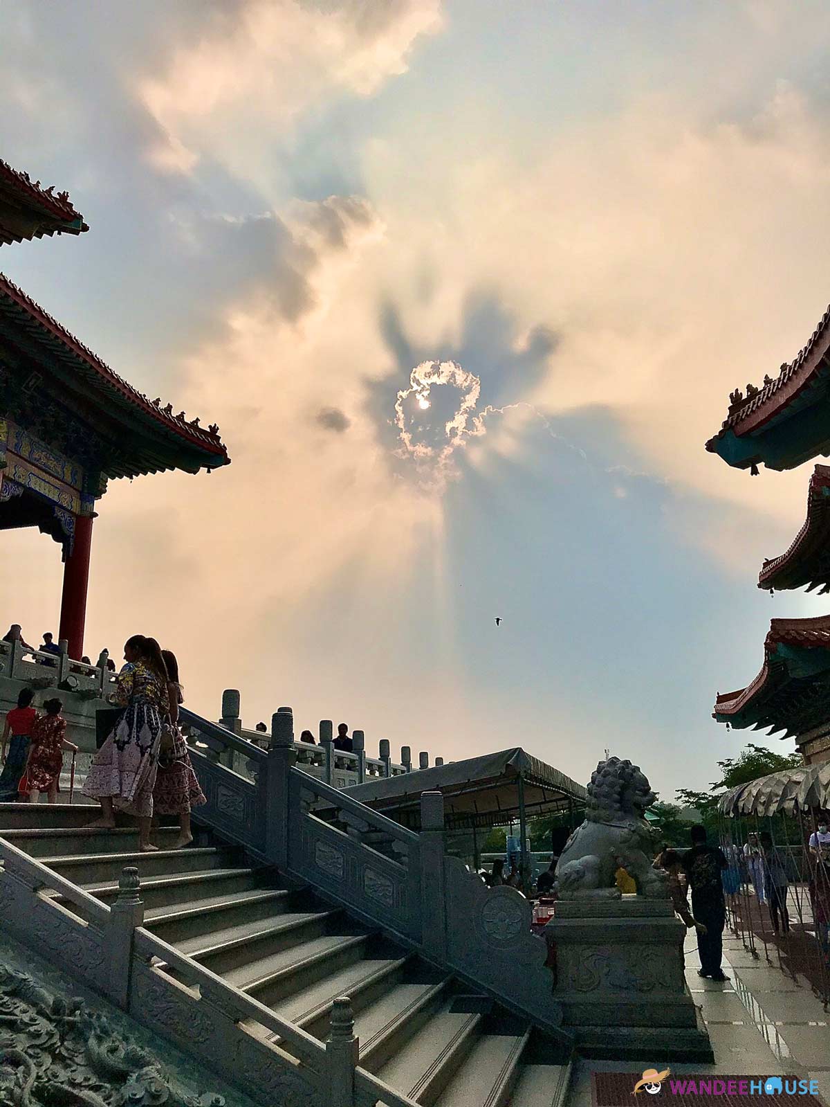 ไหว้พระแก้ชง ปี 2563 ที่วัดบรมราชากาญจนาภิเษกอนุสรณ์ (วัดเล่งเน่ยยี่ 2)