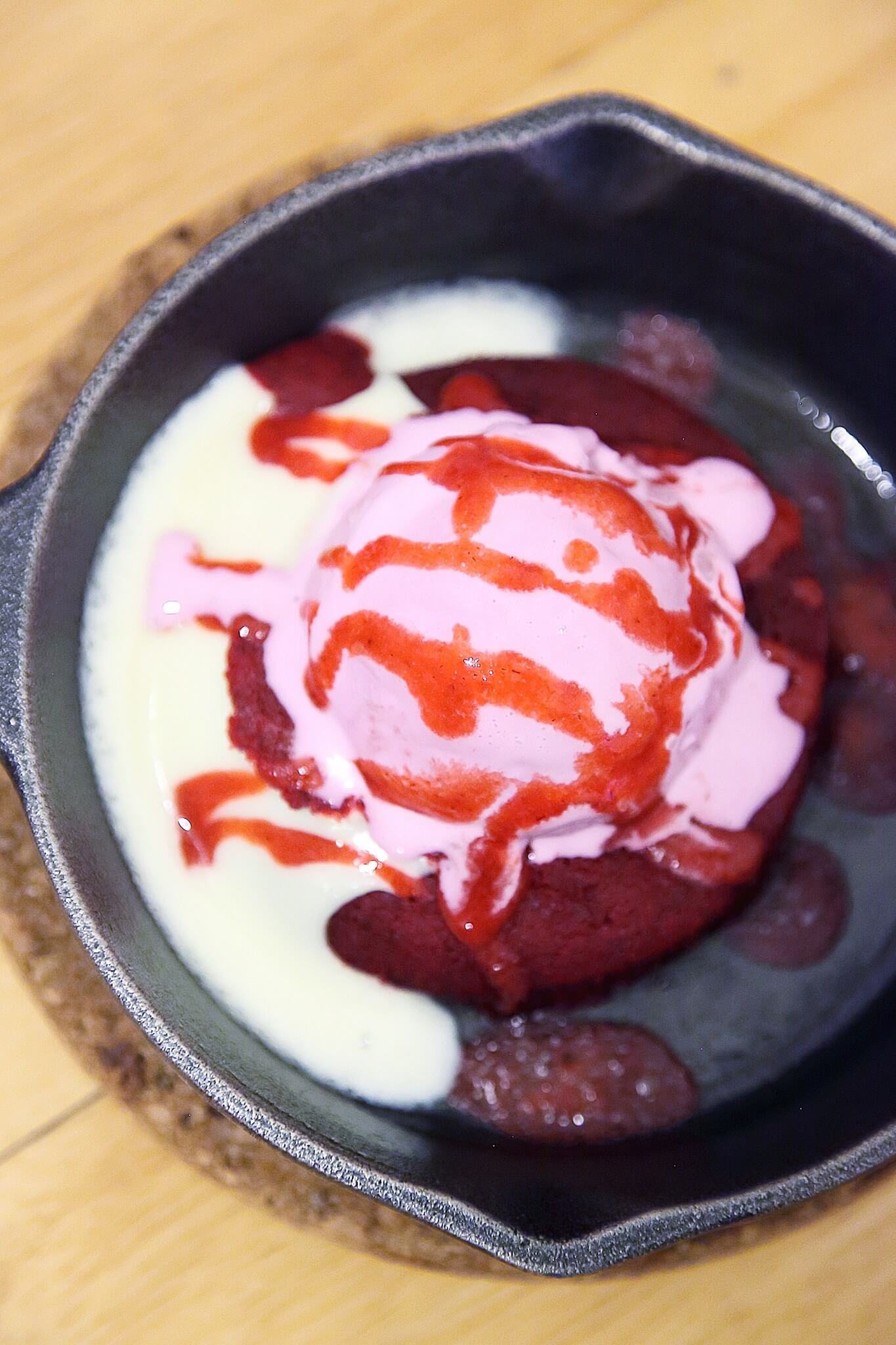 ไอศกรีมทำด้วยใจ ละมุนละไมสุดๆ ณ Creamery Boutique Ice Creams