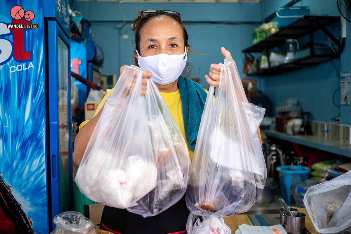 ก๋วยเตี๋ยวเป็ด ขาหมู ชามโต - เจ๊พร หลังเลิดสิน เจ้าเด็ด !