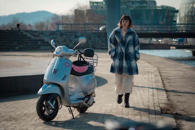 แฟชั่นสไตล์ คิมดามี itaewon class สาวหมวยสุดมั่นกับผมสั้น Dip Dye Hair มาแต่งตามกันเถอะ! แฟชั่นสไตล์ คิมดามี itaewon class สาวหมวยสุดมั่นกับผมสั้น Dip Dye Hair มาแต่งตามกันเถอะ!